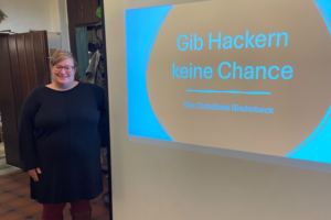 Referentin Christiane Biederbeck bei der Veranstaltung "Gib Hackern keine Chance: Wie Sie sichere Passwörter erstellen